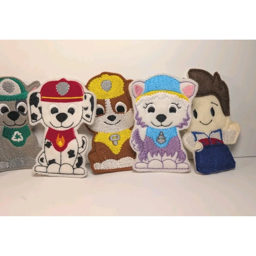 Paw Patrol Nickelodeon Felt Finger Puppets Hand Crafted With Carry Case Lot Of 9